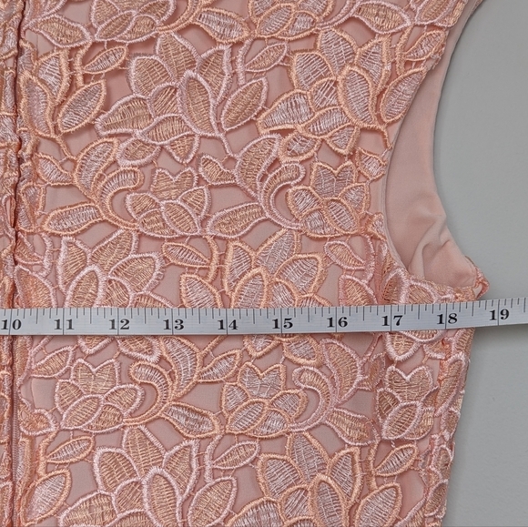 Lauren Ralph Lauren Sleeveless Lace Sheath Dress Peachy Pink Fully Lined - sz 8 - Picture 9 of 11
